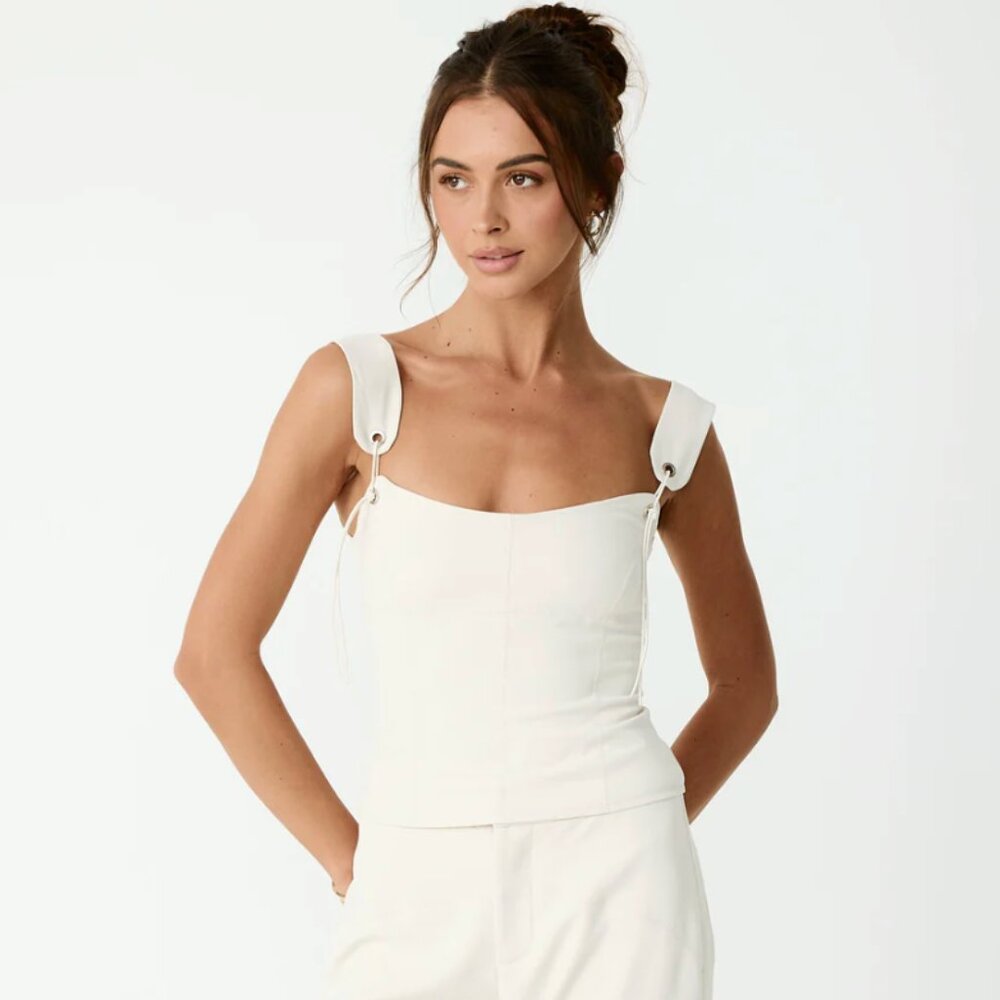 Women’s Cream Square-Neck Tank Top with Buckle Straps